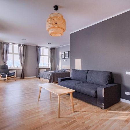 Modern Apartment In Old Riga With A River View Exterior photo